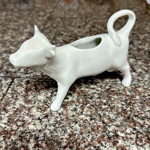 Vintage porcelain Apilco cow creamer